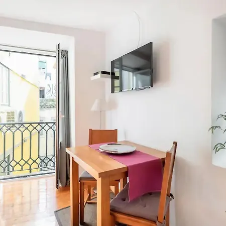 Em Alfama - Centro Historico Apartamento *